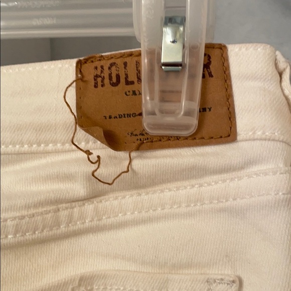 HOLLISTER WHITE RIPPED JEANS - Picture 7 of 8